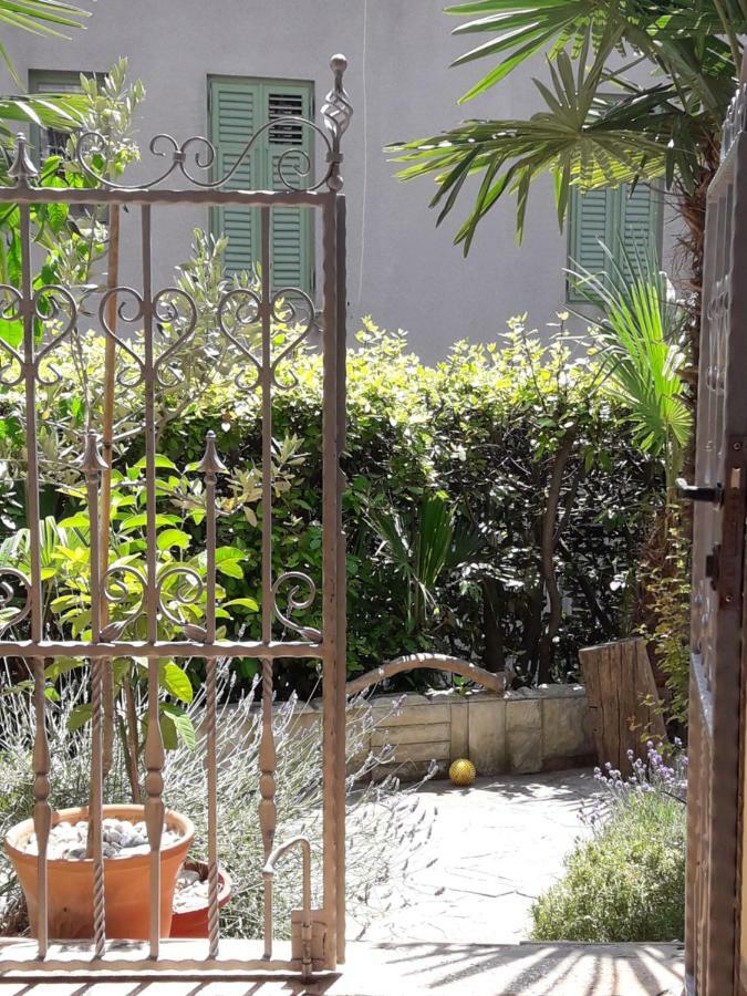 Appartamento Apartman Beti Abbazia Esterno foto
